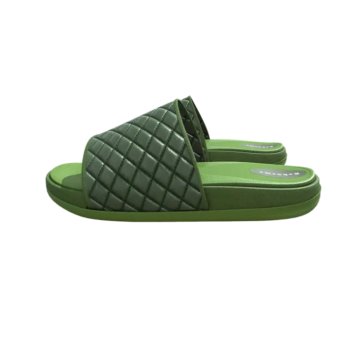 green slippers 3D model preview on Freecreat